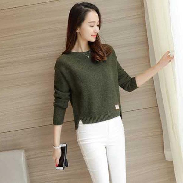 Autumn and Winter Knitted Sweater Short Round Neck Loose Top Simple Long-sleeved Women's Bottoming Shirt