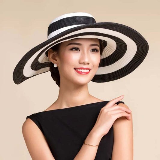 Outdoor Black and White Striped Beach Hat Large Brim Sun Hat Women Elegant Sun Cap Visor Protective Hat Temperament Beach Hat Casual Straw Hat