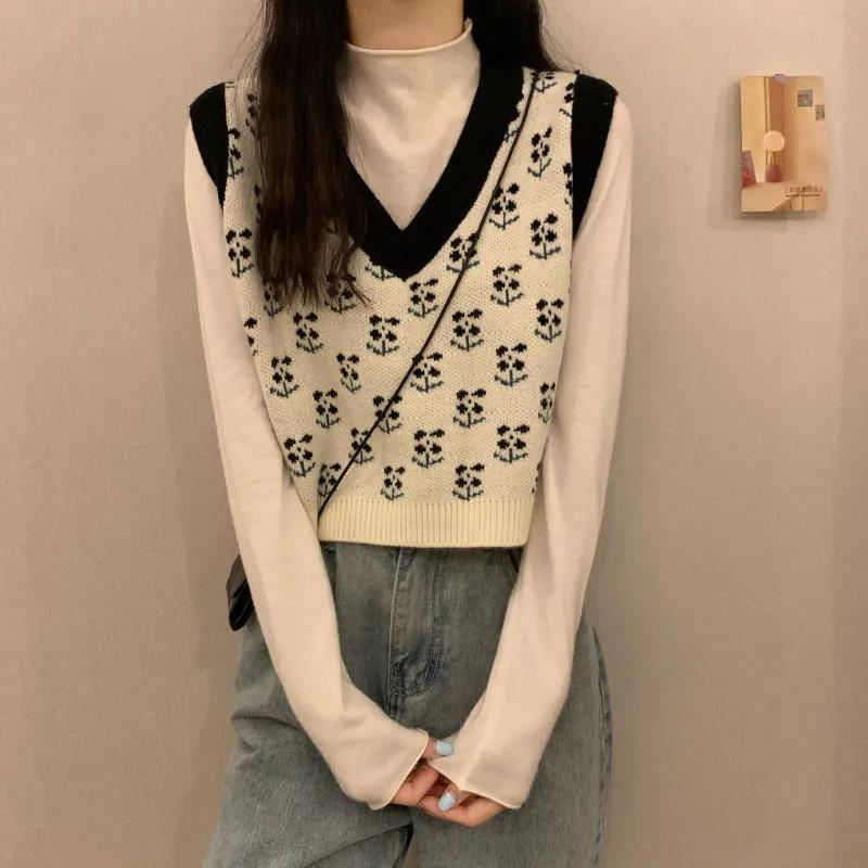 Sweater Vest Women Vintage Sleeveless Knitted Crop Tops Girls Patchwork Flowers Spring Simple Casual V-neck Japanese Style Chic