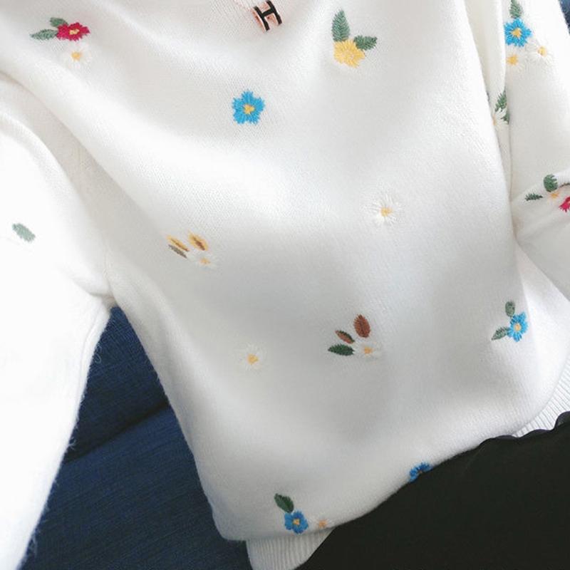 Flower Embroidery Autumn  Winter Clothes Base Knitting Inner  Outer Sweater Round Neck PulloverLong Sleeve Women