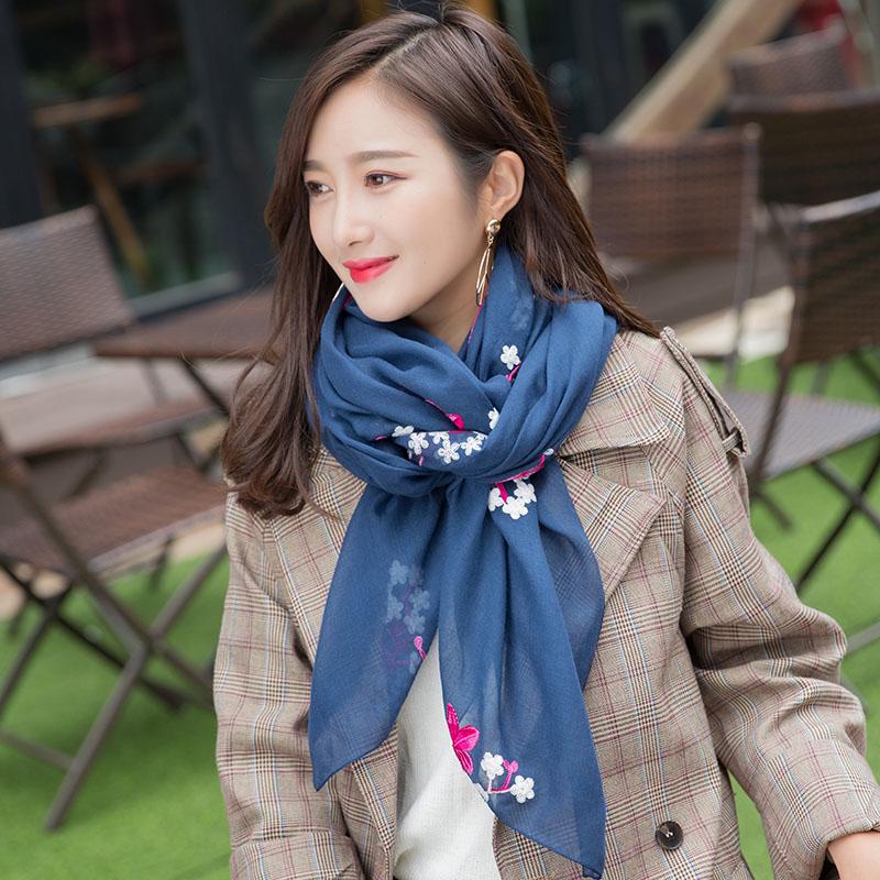 Women Scarf Winter Embroidery Print Long Lady Shawls Cashmere Like Pashmina Hijabs Scarves Wraps