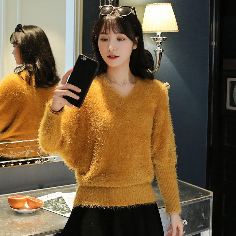 Autumn and Winter Style Plush Loose V-neck Bottoming Shirt Slim Short Sweater Women