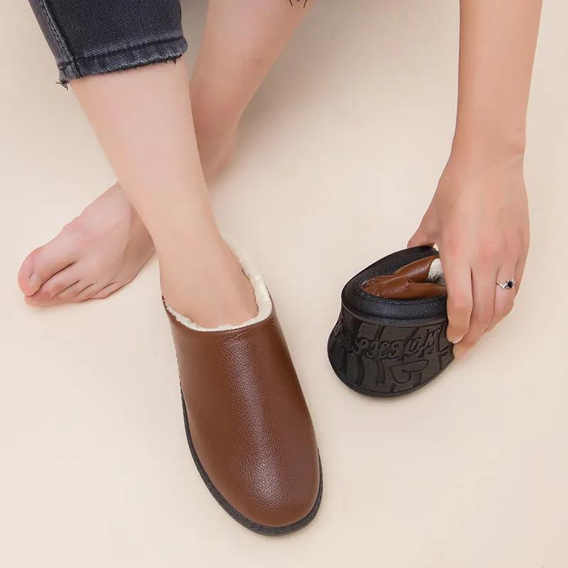 Warm Two-wear Waterproof and Oil-repellent Cotton Shoes Slippers Thick-soled Winter Leather Cotton Shoes