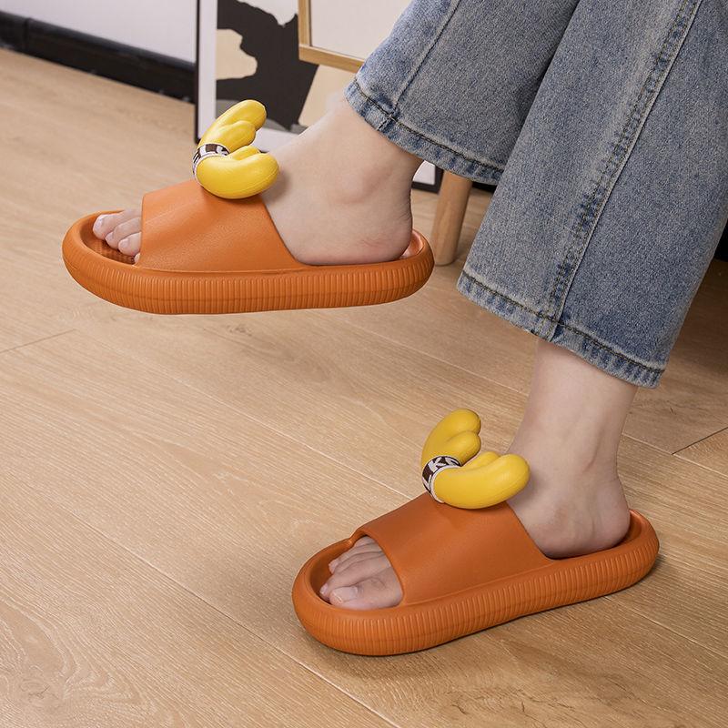 Fawn Sandals Slippers Female Summer Cute Cartoon Household Bathroom Home Slippers Thick bottom  comfortable