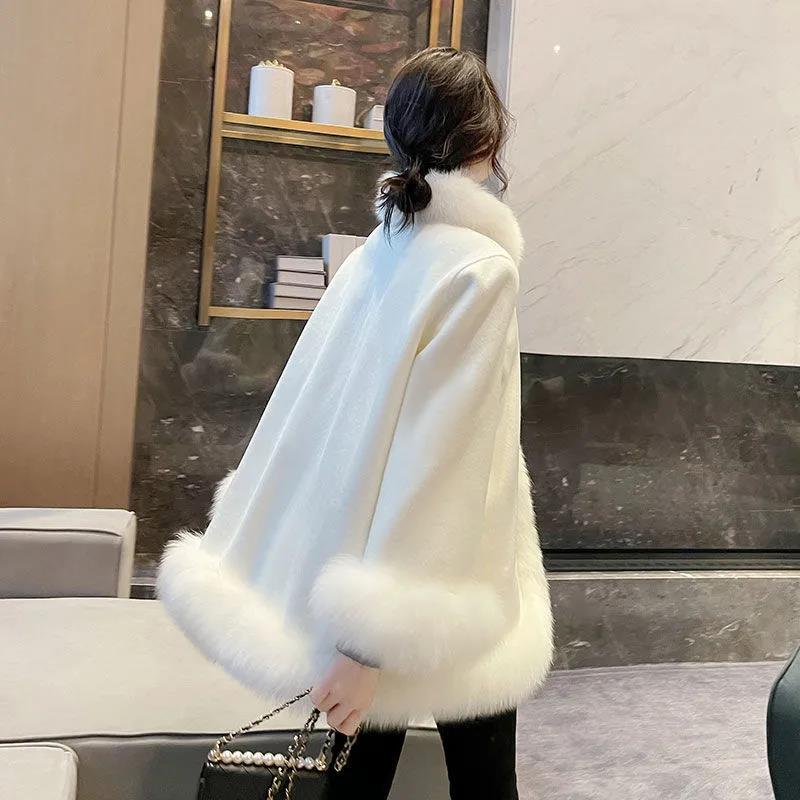 Faux Fur Women's Coat Loose Cloak Faux Fox Fur Plush Coat Thermal Insulation Cotton Coat Is Soft and Comfortable