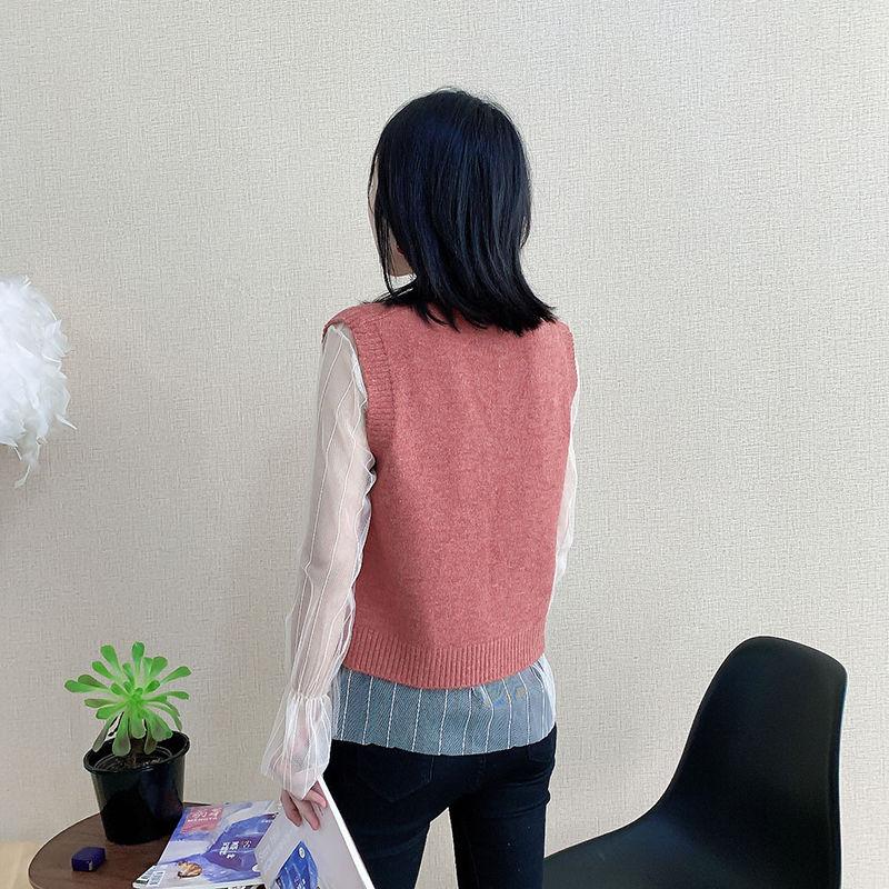 Autumn and Winter Small Pocket V-neck Vest Knitted Loose Cropped Top Sleeveless Waistcoat Women Sweater