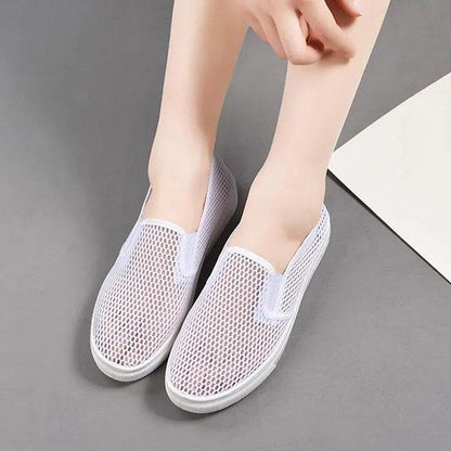 Women's Spring and Summer Walking Running Shoes Female Soft Sole Non-slip Breathable Sports Shoes Large Size Casual Flat Sneakers