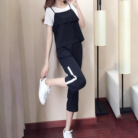 Ladies Suit Three-piece Suit Suspenders Short-sleeved T-shirt Casual Pants Ladies Outdoor Leisure Suit Cotton Fabric Absorbent and Breathable