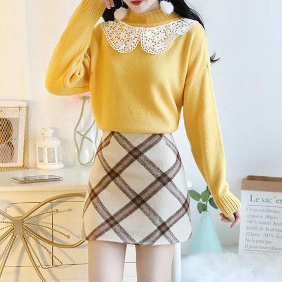 Women's Autumn and Winter Sweet Baby Collar Lace Sweater Large Size Pullover Knitted Bottomed Shirt Solid Color Lace Casual Top