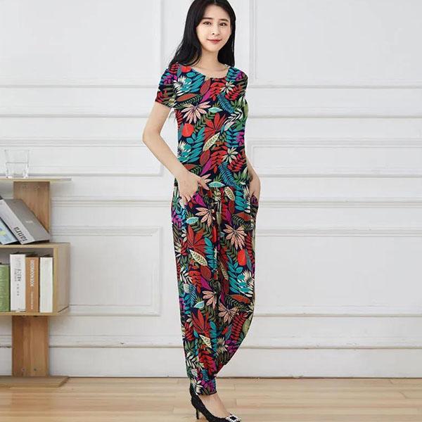 Women's Spring and Summer Plus Size Print Suit Short Sleeve Top Cropped Pants Loose Casual Two Pieces Set