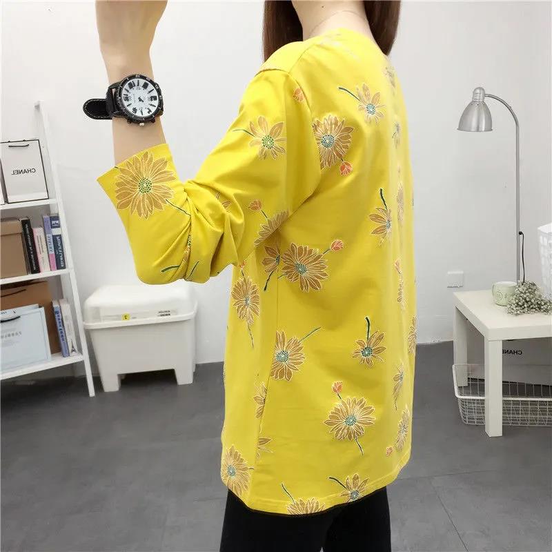 Spring and Autumn Printed Bottoming Shirt Women's Long-sleeved Mother T-shirt Loose Round Neck Top Women