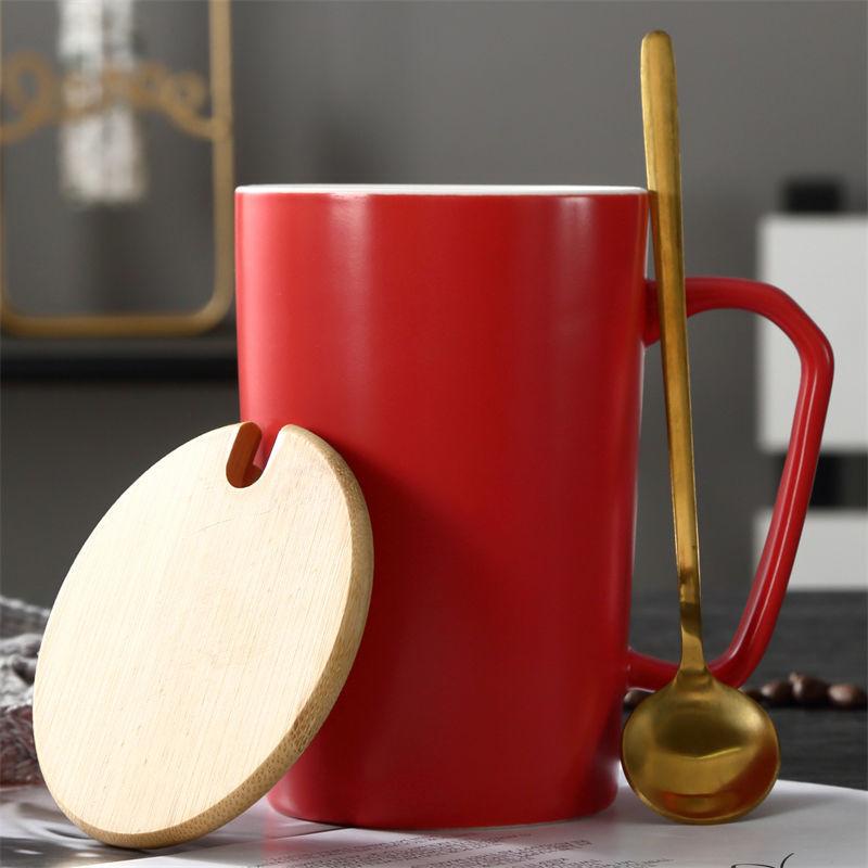 Creative Ceramic Cup Couple Mug Gift Cup with Lid Spoon Male and Female Household Water Cup Breakfast Milk Coffee Cup