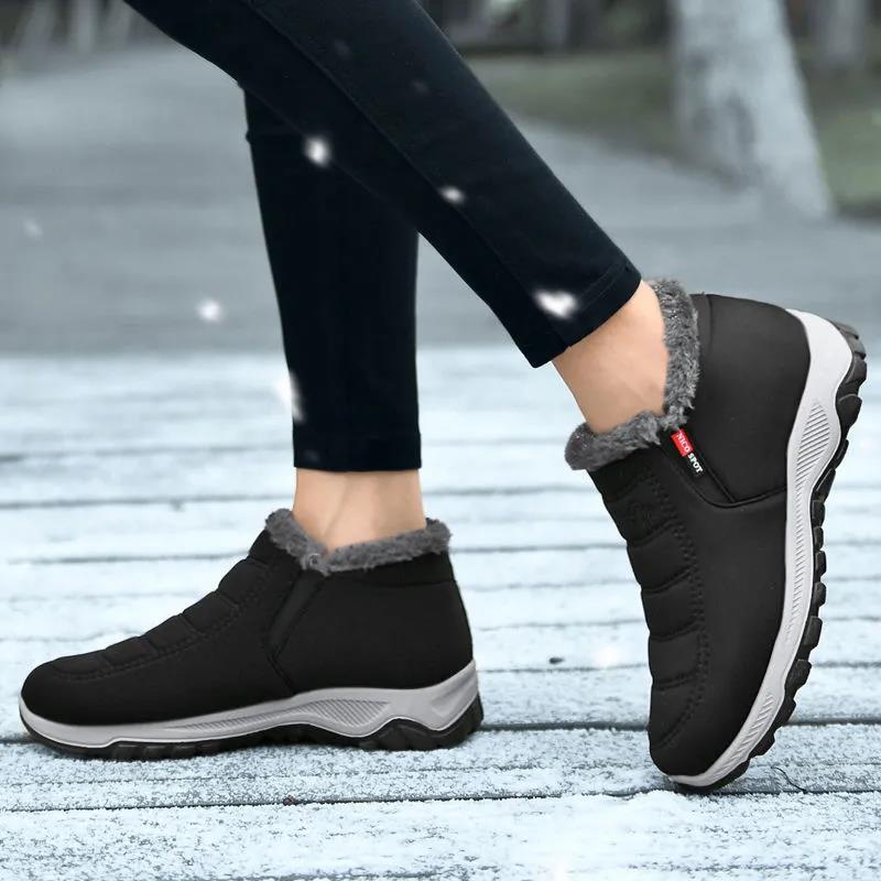 Winter Snow Cotton Shoes Men's Thickened and Velvet Warm Boots Old Beijing Parents Snow Boots