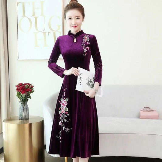 Women's Long Sleeve Plus Size Slim Bottoming Skirt Wild Gold Velvet Cheongsam Dress