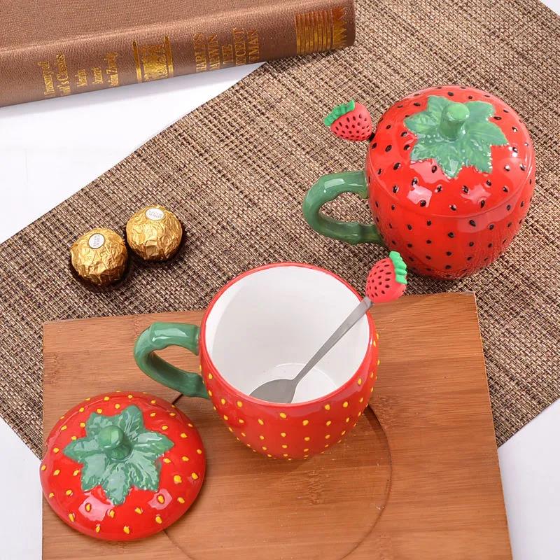 Mug with Lid Spoon Ceramic Strawberry Cup Hand-painted Breakfast Couple Coffee Cup Cute Girl Heart Student Water Cup