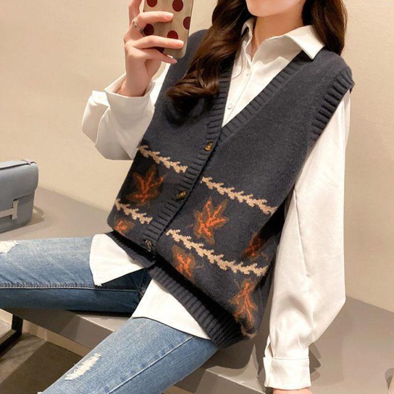 Spring and Autumn Fashion Knitted Vest Cardigan Loose and Versatile Tops Fashion Jacquard Women Sweater