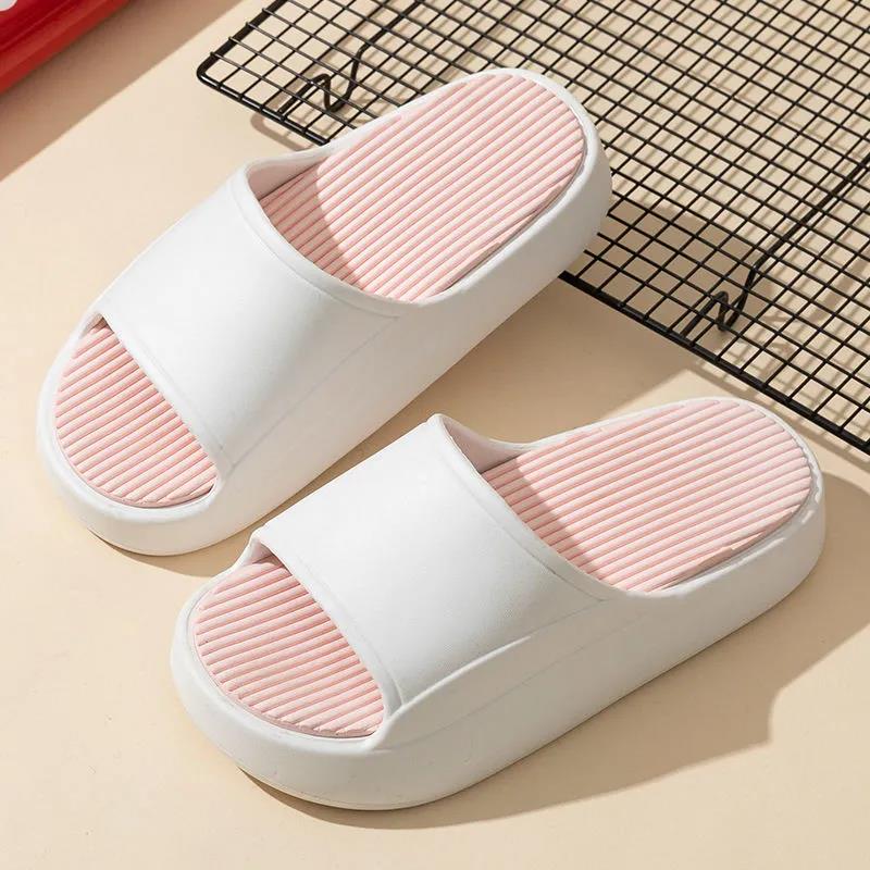 Women's Large Size Non-slip Outdoor Beach Slippers Spring and Summer Soft Sole Flat Indoor Bathroom Slippers