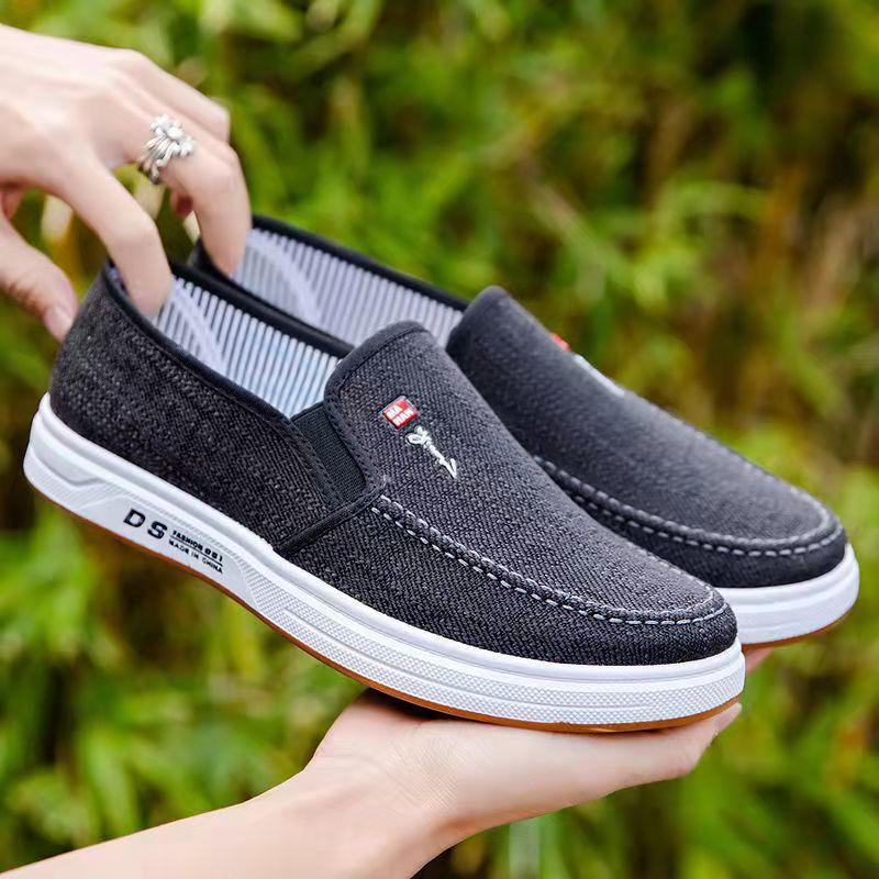 Men's Old Beijing Cloth Shoes Flat Non-slip Work Shoes Tendon Bottom Breathable Canvas Shoes Dad Husband Casual Shoes