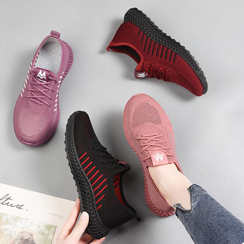 Old Beijing Cloth Shoes Women's Fashion Soft-soled Comfortable Mother Shoes Non-slip Lightweight Single Shoes Middle-aged and Elderly Sports Shoes