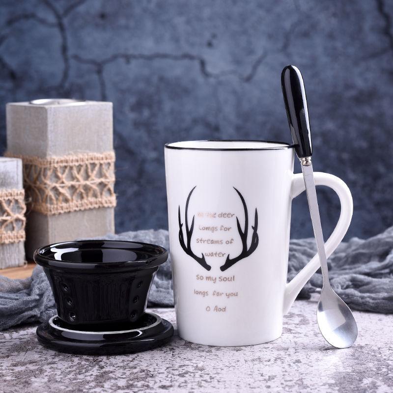 Creative Ceramic Cup Large Capacity Water Cup Mug Couple Simple Milk Cup with Lid and Spoon