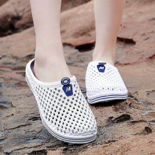 Unisex Summer Hole Shoes Couple Model Beach Slippers Flip Flops Women Men Skid Sandals Flat Shoes