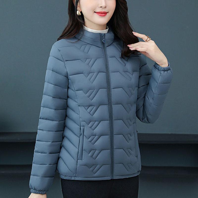 Women's Short Lightweight Down Padded Jacket New Fashion Winter Small Padded Jacket Slim Ladies Padded Jacket