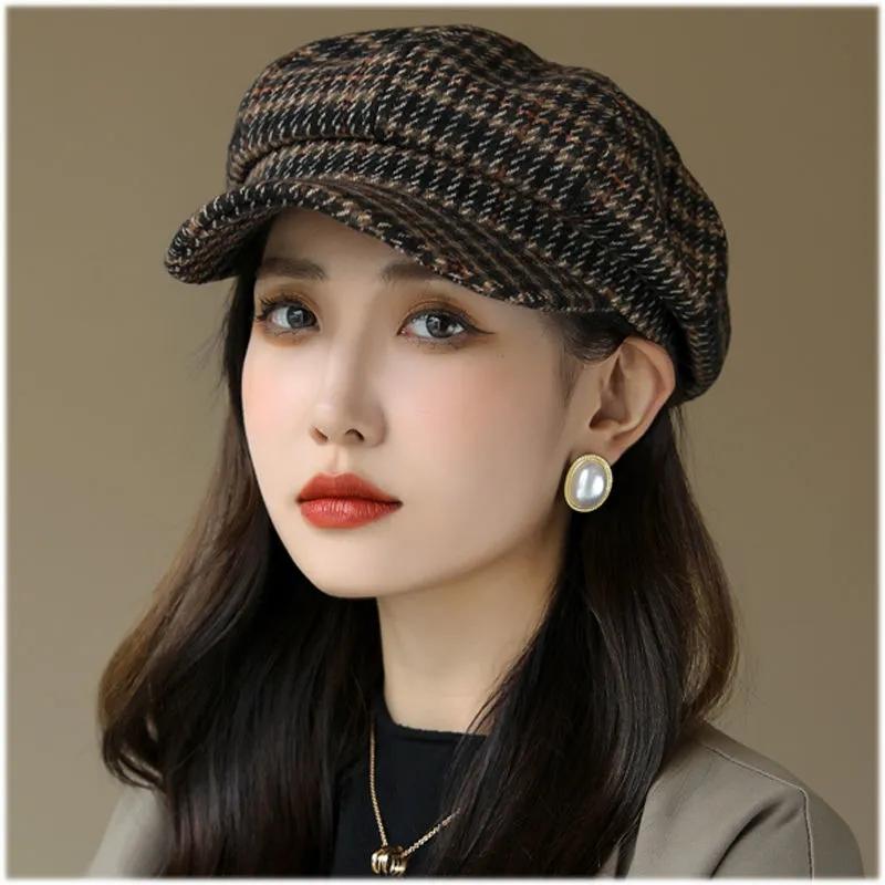 Women's Vintage Plaid Beret All-match Winter Octagonal Hat Ladies Round Face Spring Autumn Warm Korean Retro Top Hat Woolen Striped Painter Hat