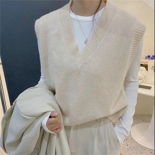 Autumn and Winter Ladies Sweater Vest Warm Korean Casual Loose Retro V-neck Sleeveless Knitted Waistcoat Wool Vest Vest