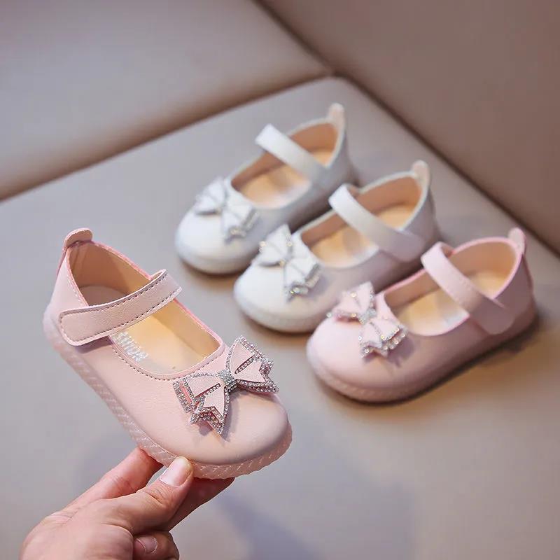 Children Shoes Girls Flat Heel Princess Dance Sandals Kids Shoes Glitter Leather Fashion Girls Party Dress Wedding Shoes