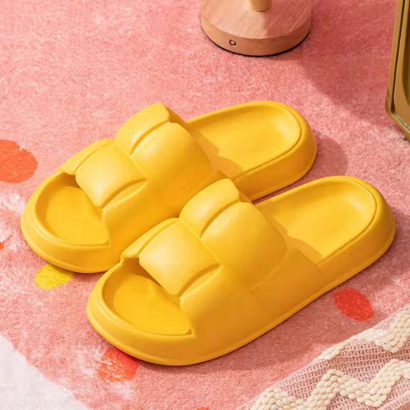 Women's Summer Slippers Home Bathroom Bath Non-slip Thick Bottom Flip-flops Ins Sandals Unisex Solid Color Sandals and Slippers