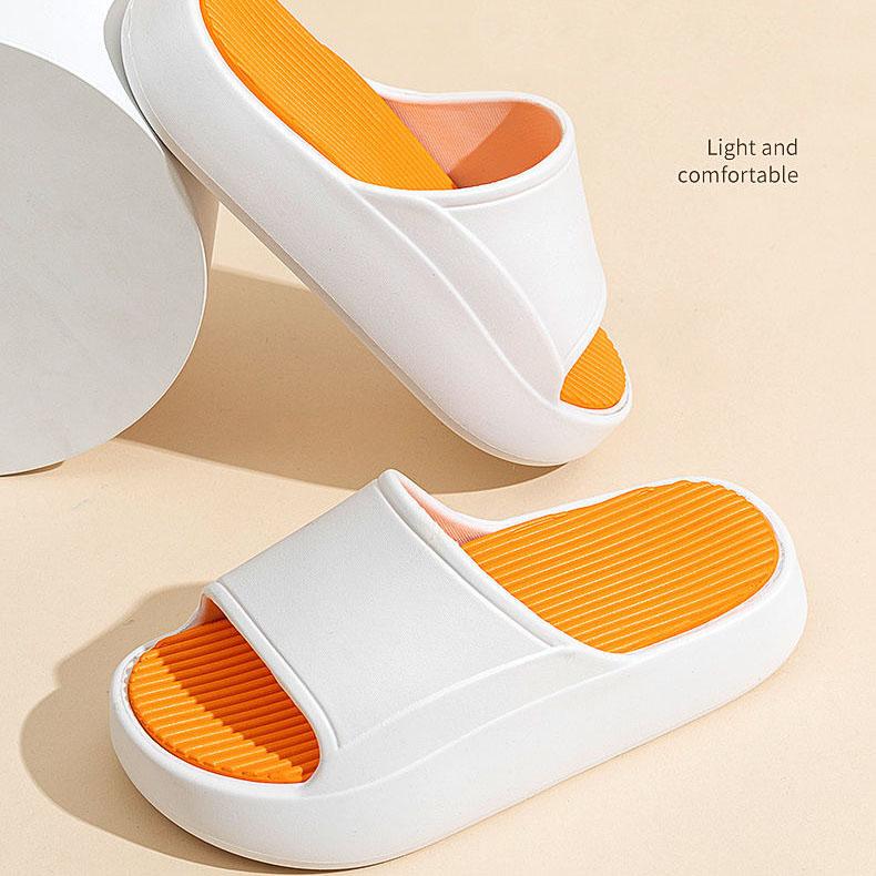 Women's Large Size Non-slip Outdoor Beach Slippers Spring and Summer Soft Sole Flat Indoor Bathroom Slippers