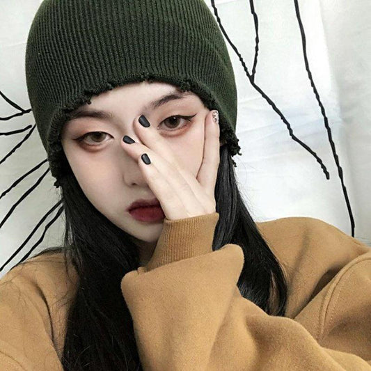 Ins Fashion Women Knit Hats Autumn Winter Skullies Beanies Streetwear Harajuku Hip Hop Hole Beanies Hats Solid Gothic Ripped Knitted Skullies Caps