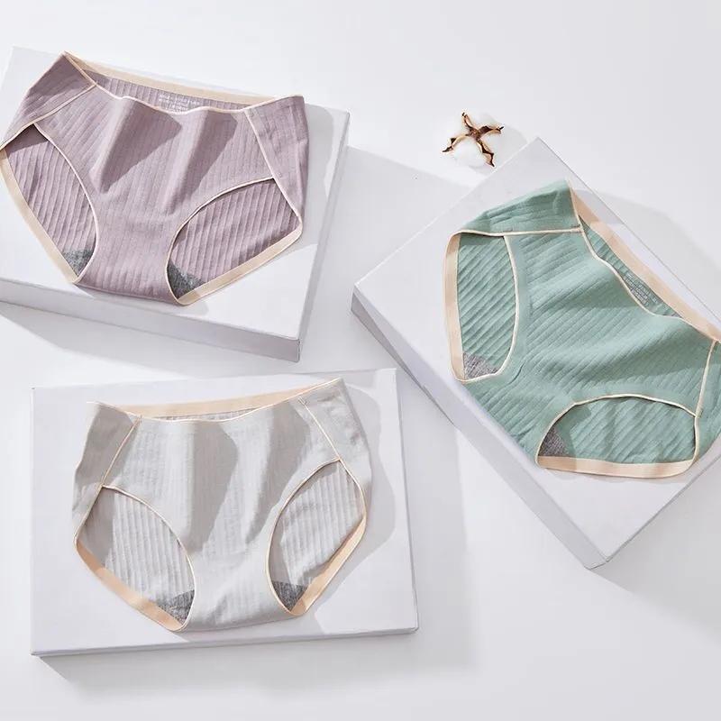 Women's 4Pcs/Set Mid Waist Breathable Seamless Underpants All-match Solid Color Large Size Causal Soft Panties