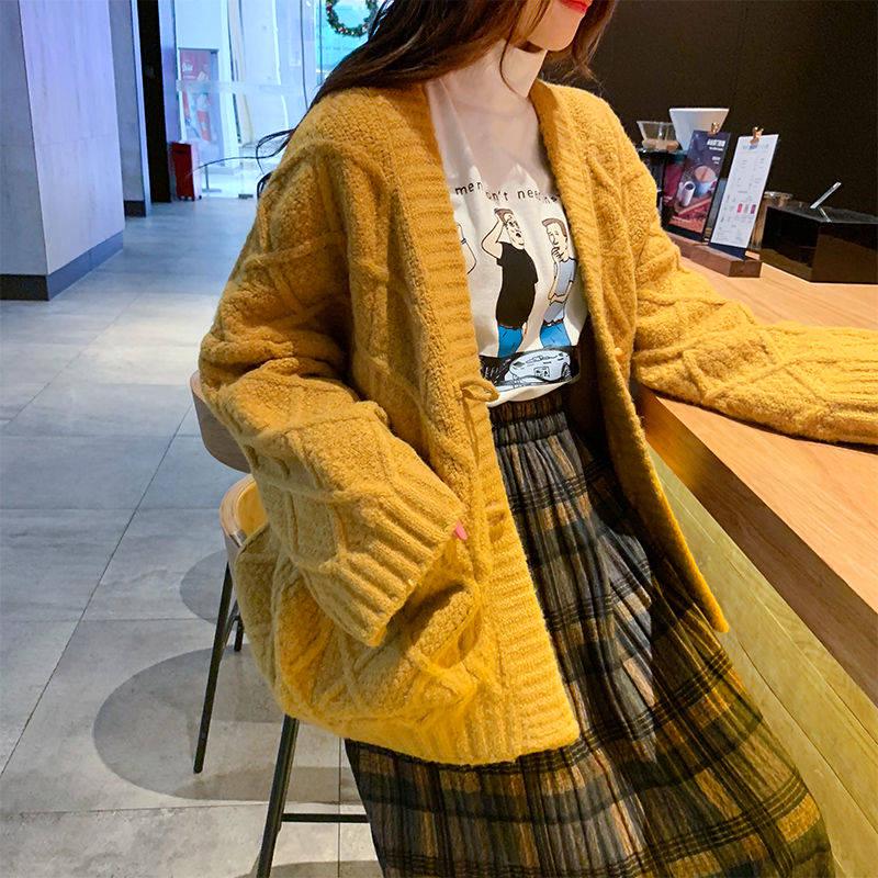 Women's Korean Warm Sweater Coat Cardigan Thickening Twist Loose Knitted Sweater Fashion