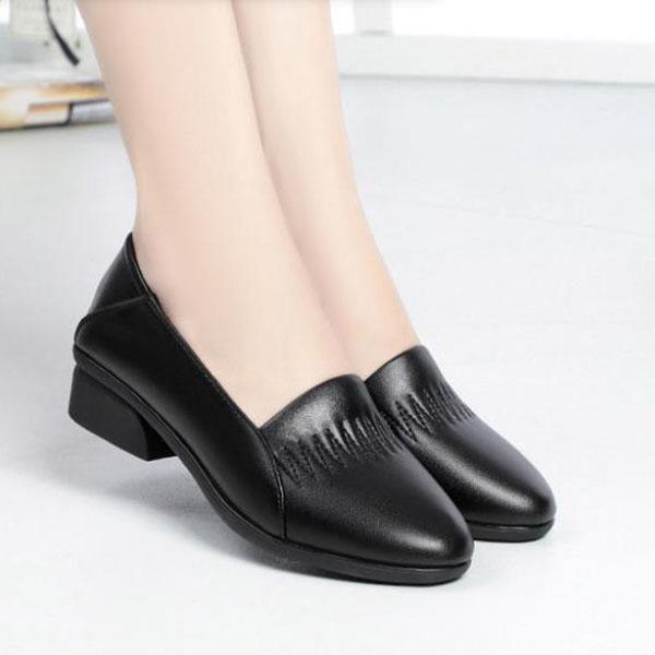 Soft Shoes Spring and Autumn Ladies Shoes Round Head Shallow Mouth Foot Shoes Thick with Soft Bottom Shoes