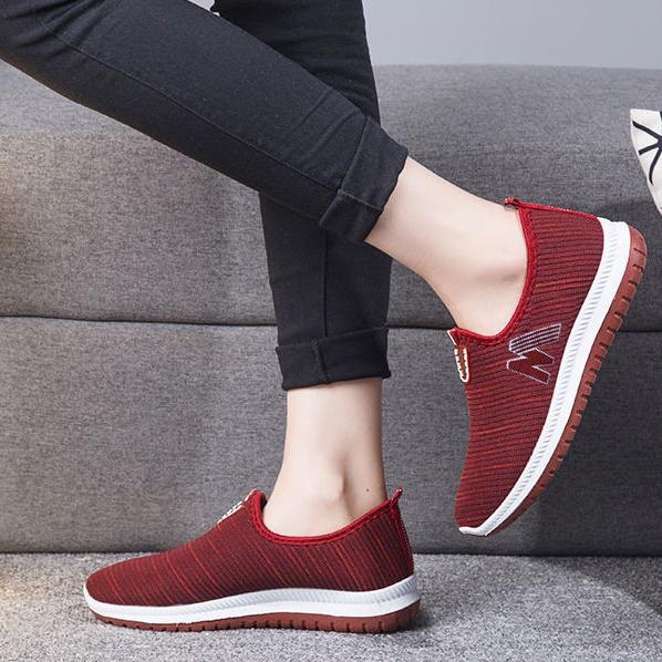 Women's Winter Cotton Shoes Female Plush Warm Non Slip Snow Shoes Large Size Casual Outdoor Sneakers