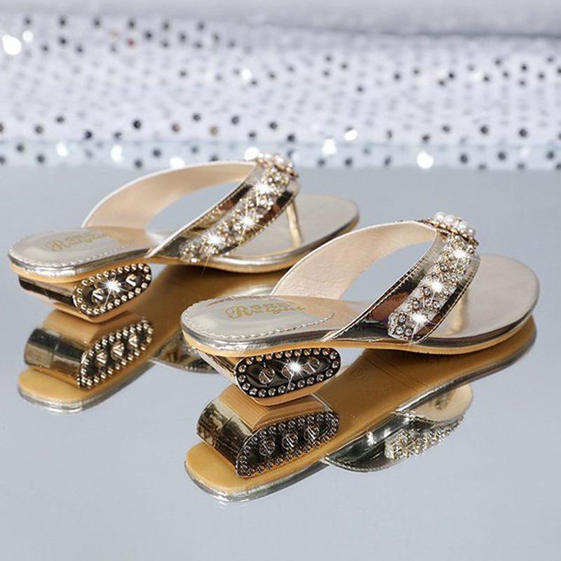 Flip-flops Women's Summer Wear Pearl Rhinestones Flip Flops Thick with All-match Fashionable Diamond Women's Shoes