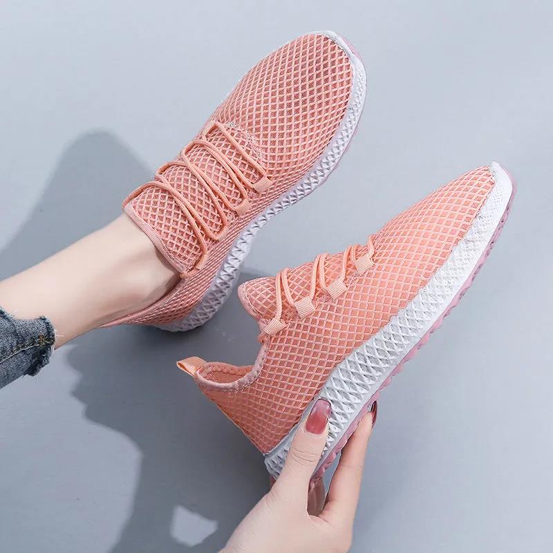 Women's Spring and Summer Walking Shoes Soft Sole Non-slip Breathable Sports Shoes Large Size Casual Flat Sneakers