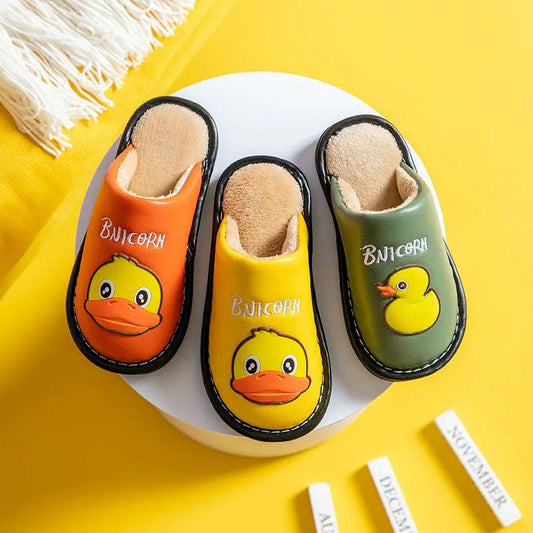 Children's Duckling Pattern Cotton Slippers Warm Non-slip Flat Shoes, Dirt-resistant and Comfortable Suitable for Autumn and Winter