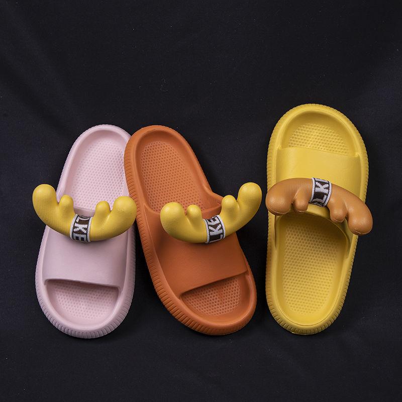 Fawn Sandals Slippers Female Summer Cute Cartoon Household Bathroom Home Slippers Thick bottom  comfortable