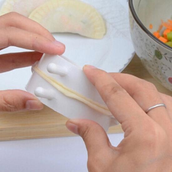 Dumpling Molds plastic Dough Press Dumpling Pie Ravioli Mould Cooking Chinese Food Jiaozi Maker