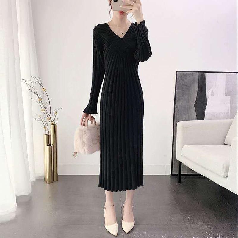 Autumn and Winter Long Knitted Dress Slim Fashion V-neck Sweater Dress Solid Color Women's Pleated Dress