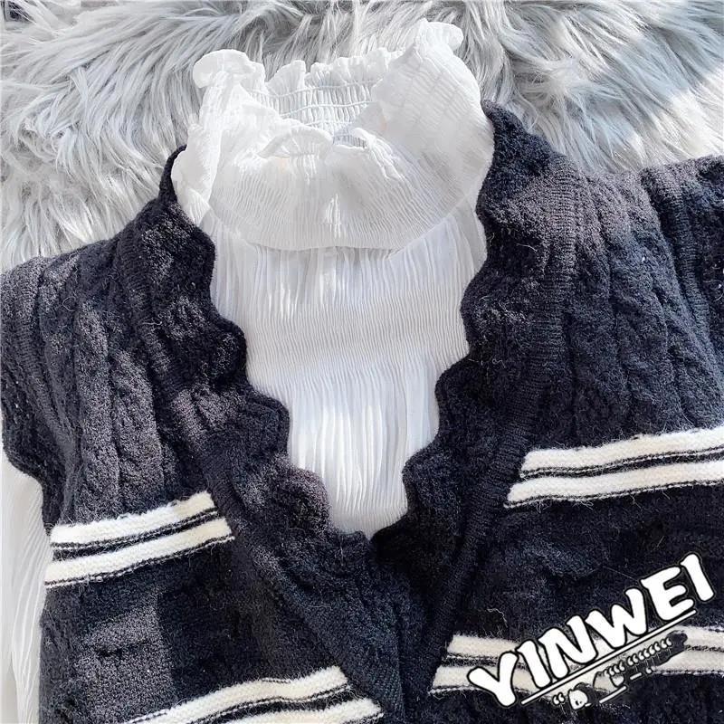 One-piece Knitted Vest Women's Loose Waistcoat Lace V-neck Sleeveless Sweater Outer Jacket Ladies Gentle Wind Sleeveless Sweater