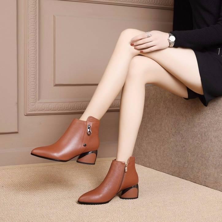 Winter Heel Martin Short Boots Simplicity Warm High-heeled Women Boots Pointed Toe Leather Ankle Boots