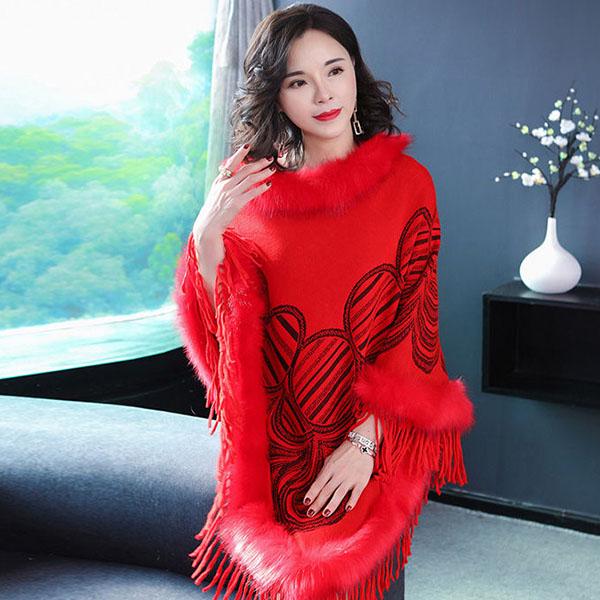 Autumn Winter Imitation Fox Fur Cloak Shawl Batwing coat Women's Faux Fur Coat Plus Size Tassel  Sweater Coat Mid-length