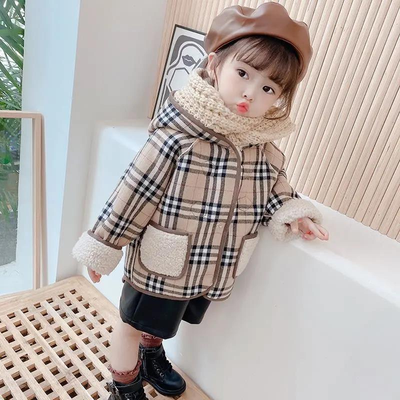 Girls Coat Autumn and Winter Lamb Cashmere Children's Western Style Long Coat Girl Baby Fur All-in-one Trendy Cotton Coat