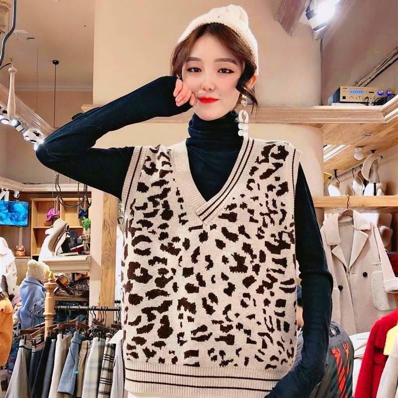 Women Sweater Vest Leopard Knitted Vest Fall Pullovers Sleeveless Printed Tops Ladies V Neck Clothes