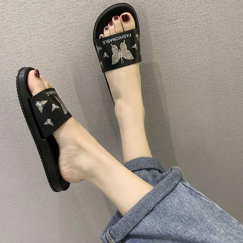 Slippers Women's Summer Non-slip Deodorant Indoor and Outdoor Wear Personalized Korean Fashion Flat Bottom All-match Slippers