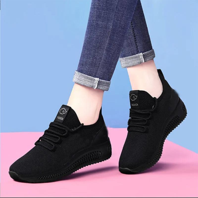 Black Old Beijing Cloth Shoes Women's Work Shoes Kitchen Work Shoes Long Standing Not Tired Four Seasons Mother Shoes