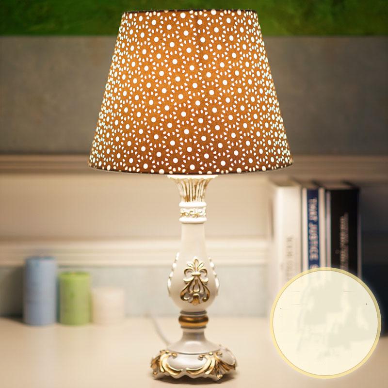 Modern led Table Lamp Bedroom Bedside Desk Light Living Room Resin Table Lamp Lighting Lamp Shades